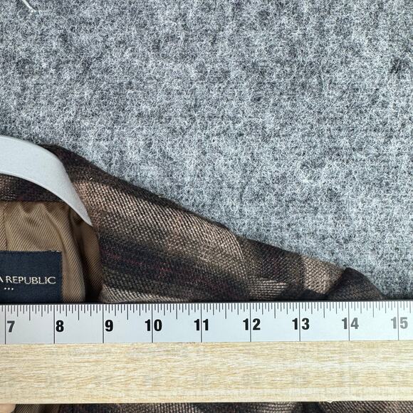 Banana Republic Brown Plaid Blazer - Picture 6 of 10